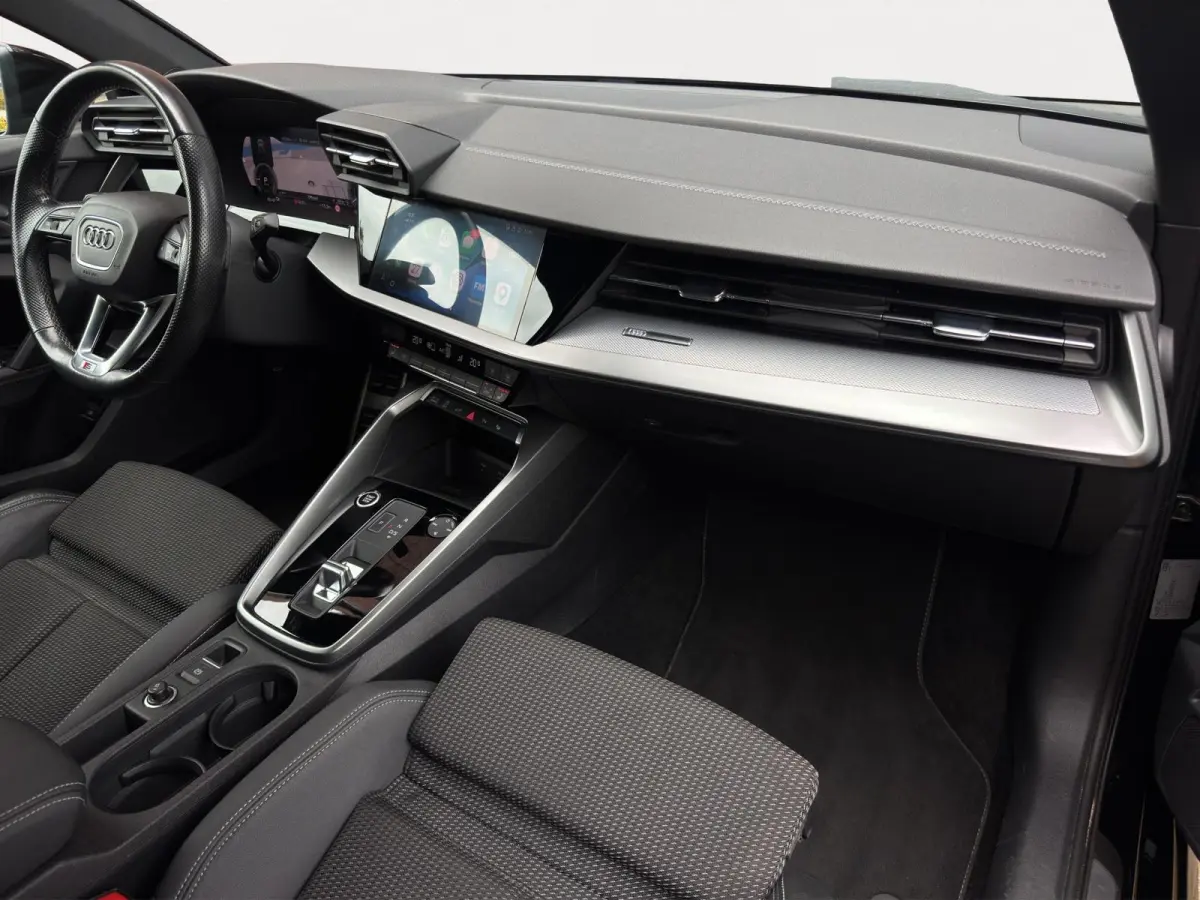 40 TFSI e 204PK 2X S-Line Keyless Black Edition