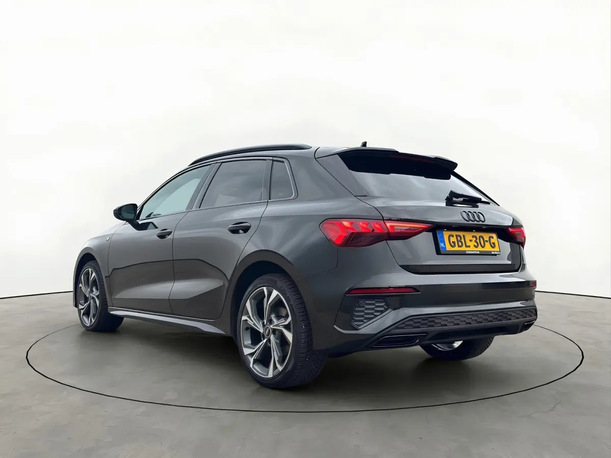 40 TFSI e 204PK 2X S-Line Keyless Black Edition