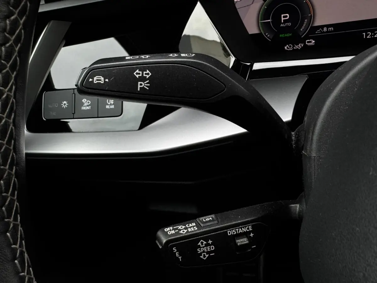 40 TFSI e 204PK 2X S-Line Keyless Black Edition