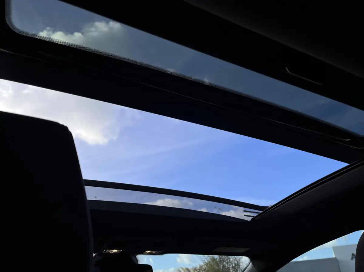 1.0 EcoBoost Hybrid ST-Line X 125PK Panodak Winterpack Adaptieve Cruise Camera B&O Keyless Full-LED Parkeersensoren Privacy Glass *Compleet*