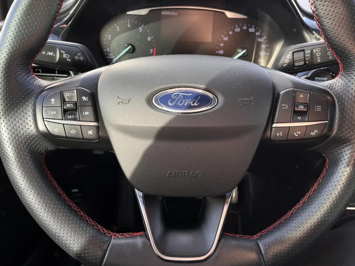 1.0 EcoBoost Hybrid ST-Line X 125PK Panodak Winterpack Adaptieve Cruise Camera B&O Keyless Full-LED Parkeersensoren Privacy Glass *Compleet*