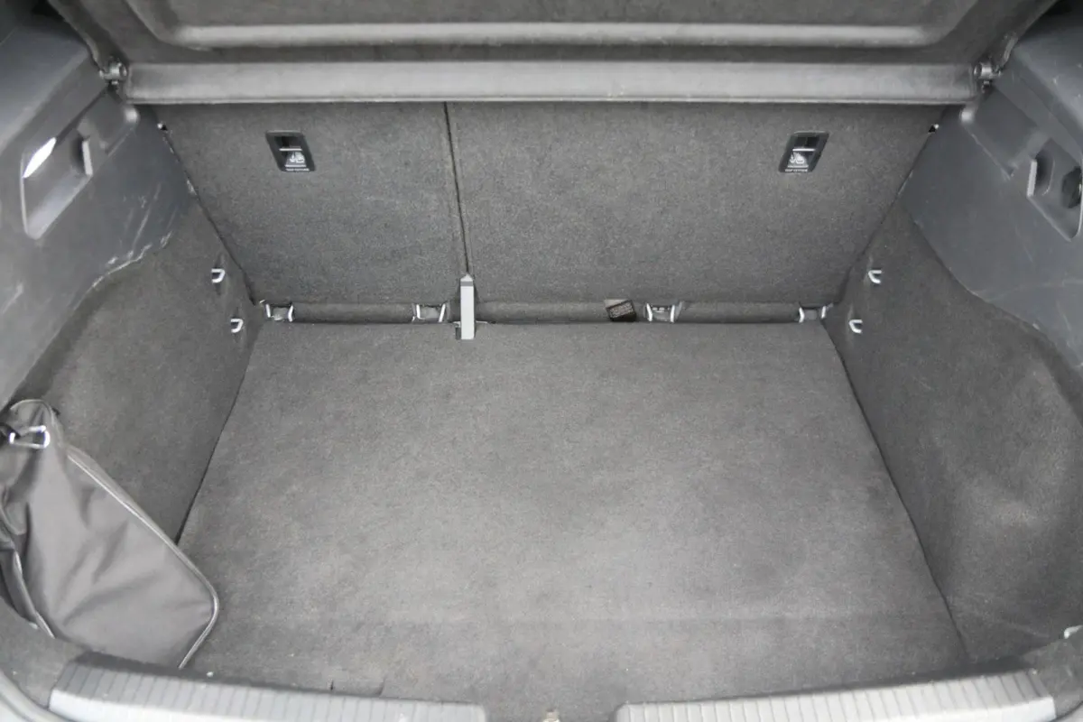 Business Plus 62 kWh | SoH 95% | Navigatie | Full Link | Achteruitrijcamera | Cruise Control Adaptieve