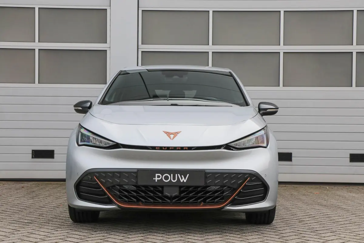 Business Plus 62 kWh | SoH 95% | Navigatie | Full Link | Achteruitrijcamera | Cruise Control Adaptieve