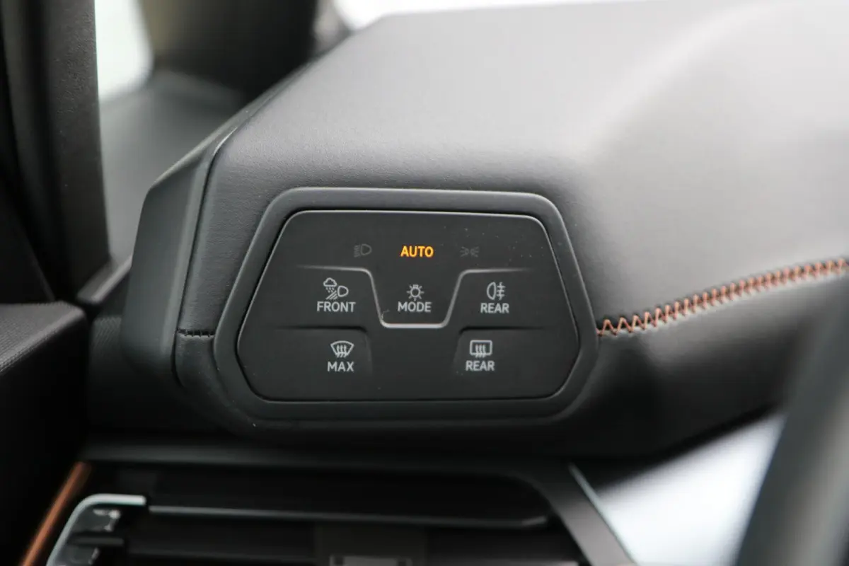 Business Plus 62 kWh | SoH 95% | Navigatie | Full Link | Achteruitrijcamera | Cruise Control Adaptieve