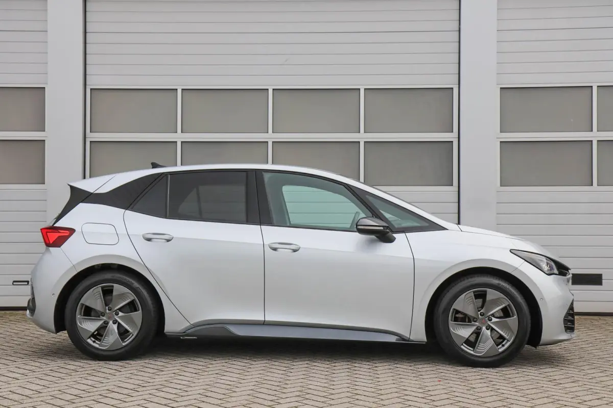 Business Plus 62 kWh | SoH 95% | Navigatie | Full Link | Achteruitrijcamera | Cruise Control Adaptieve