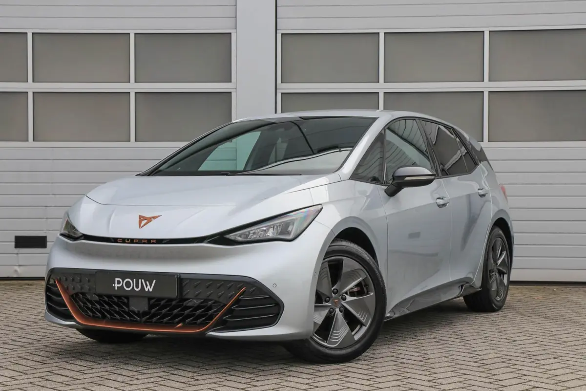 Business Plus 62 kWh | SoH 95% | Navigatie | Full Link | Achteruitrijcamera | Cruise Control Adaptieve
