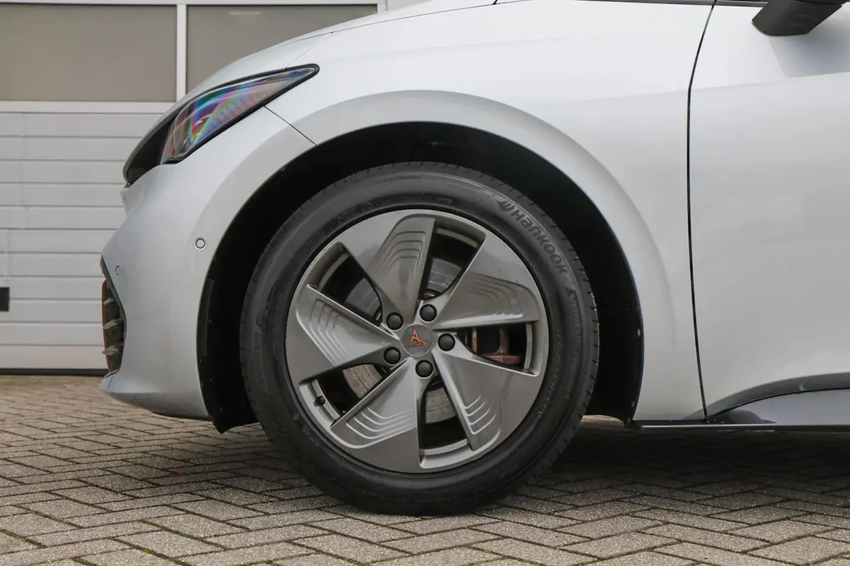 Business Plus 62 kWh | SoH 95% | Navigatie | Full Link | Achteruitrijcamera | Cruise Control Adaptieve