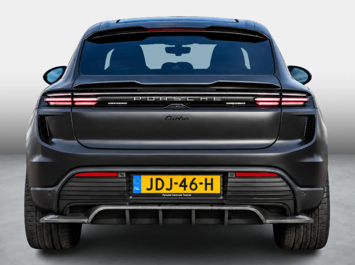 Turbo 100 kWh 639PS SOH 97% | BTW | Meest complete uitvoering | 22-inch RS Spyder Design | Panorama | Adaptieve Sportstoelen incl. Stoelverstelling 18-wegs en Memory-pakket | Luchtvering | I