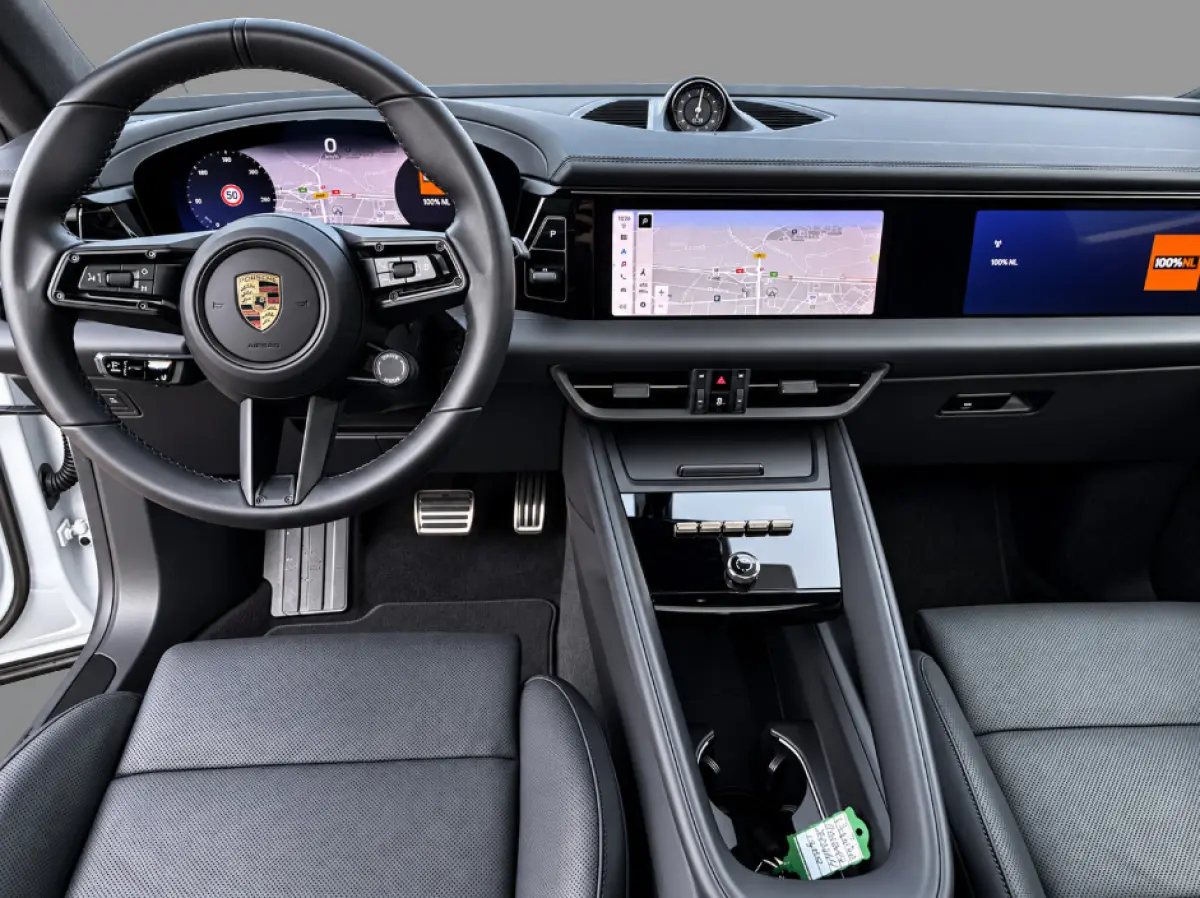 Turbo 100 kWh 639PS SOH 97% | BTW | Meest complete uitvoering | 22-inch RS Spyder Design | Panorama | Adaptieve Sportstoelen incl. Stoelverstelling 18-wegs en Memory-pakket | Luchtvering | I