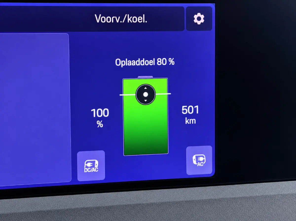 Turbo 100 kWh 639PS SOH 97% | BTW | Meest complete uitvoering | 22-inch RS Spyder Design | Panorama | Adaptieve Sportstoelen incl. Stoelverstelling 18-wegs en Memory-pakket | Luchtvering | I