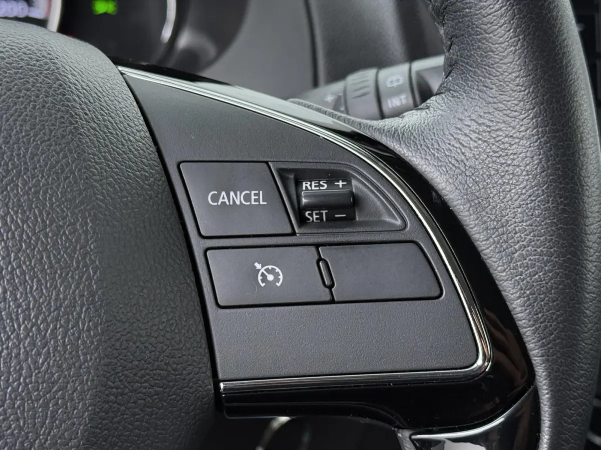 1.2 Intense | achteruitrijcamera | climate control | stoelverw. |