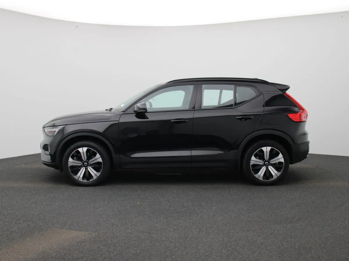 Core | Automaat | Apple Carplay / Android Auto | Virtual Cockpit | Achteruitrijcamera | Climate Control | Cruise Control | Bluetooth | Lichtmetalen Velgen |