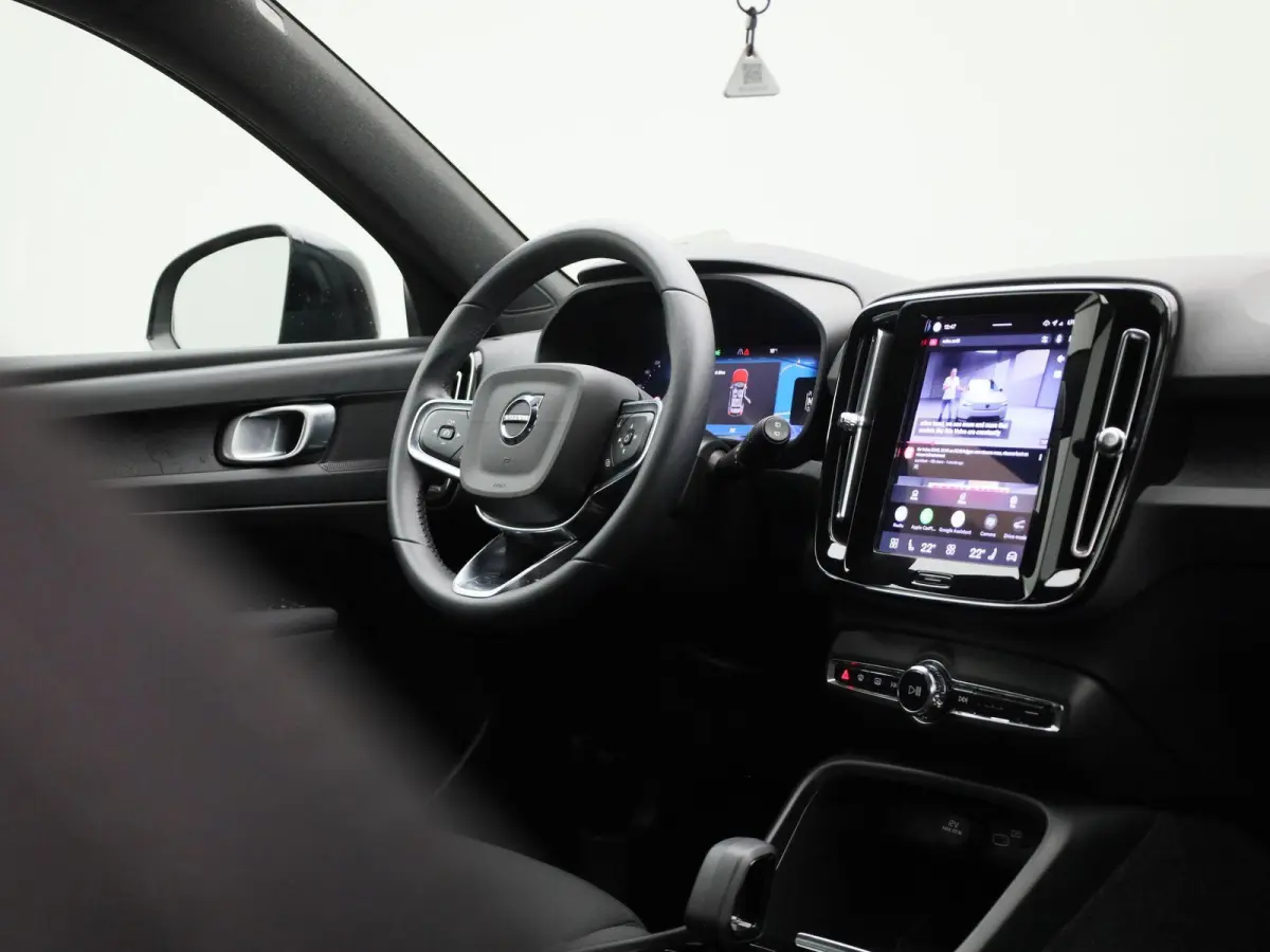 Core | Automaat | Apple Carplay / Android Auto | Virtual Cockpit | Achteruitrijcamera | Climate Control | Cruise Control | Bluetooth | Lichtmetalen Velgen |