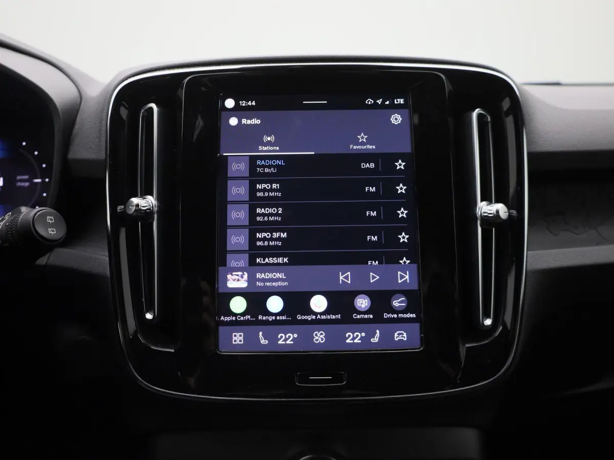 Core | Automaat | Apple Carplay / Android Auto | Virtual Cockpit | Achteruitrijcamera | Climate Control | Cruise Control | Bluetooth | Lichtmetalen Velgen |