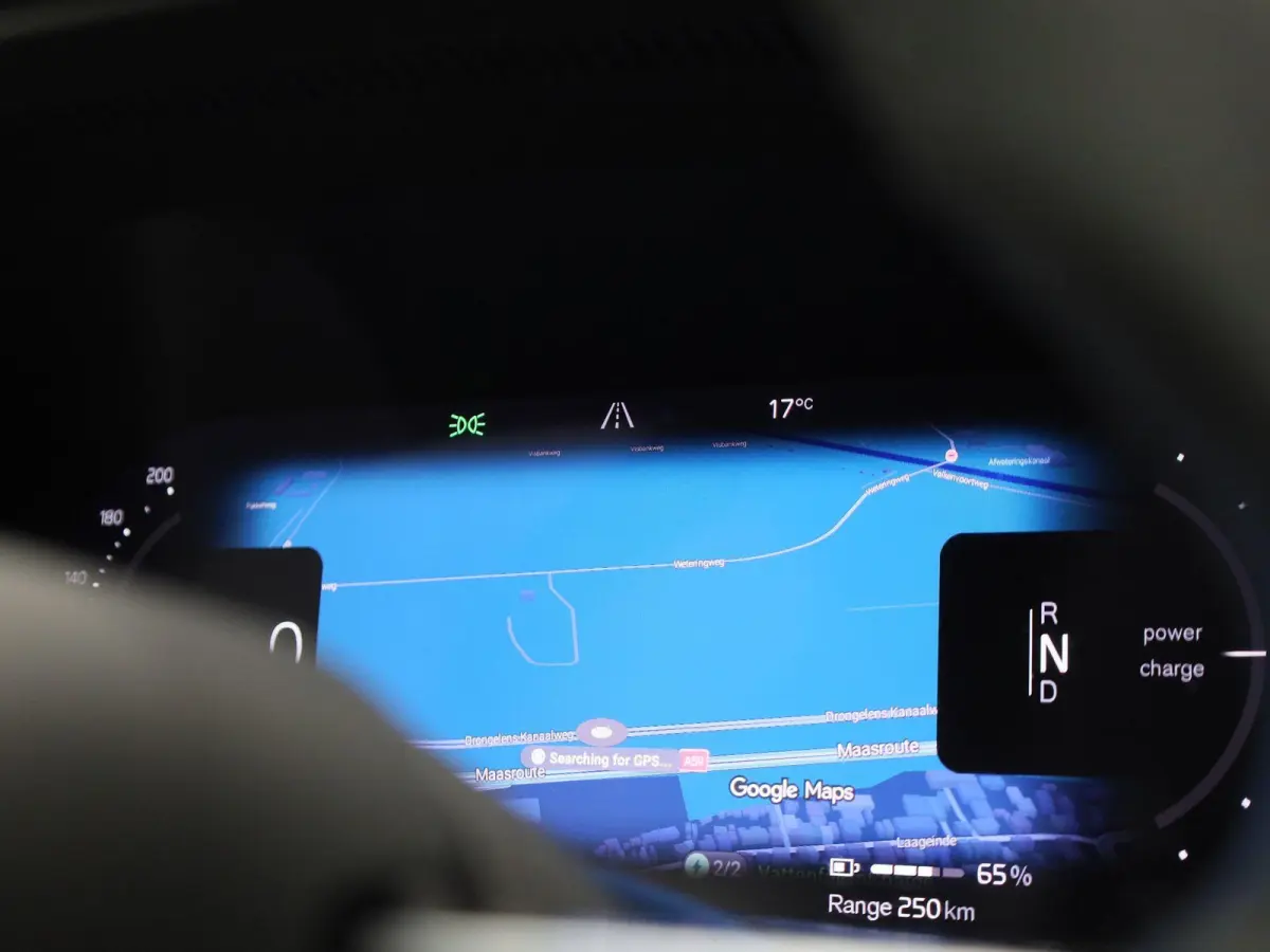 Core | Automaat | Apple Carplay / Android Auto | Virtual Cockpit | Achteruitrijcamera | Climate Control | Cruise Control | Bluetooth | Lichtmetalen Velgen |