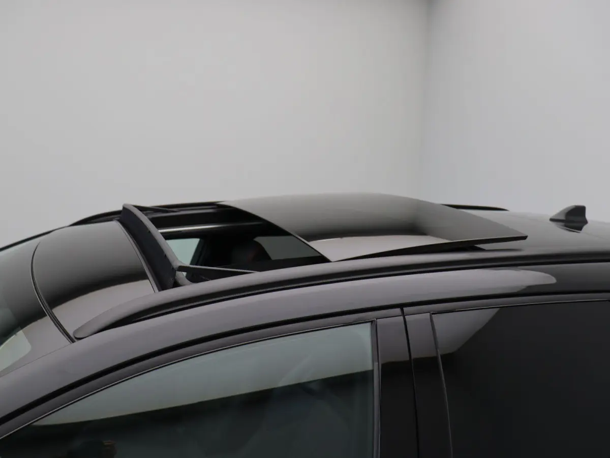 2.0 Hybrid Executive | Elektrische achterklep | Trekhaak | Stoelverwarming | Schuif/kantel dak | Climate control | Lederen sportstoelen |