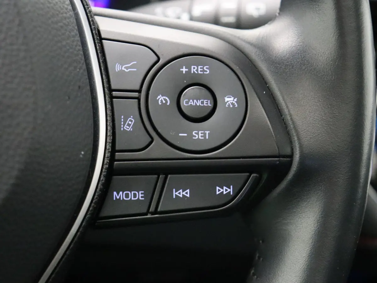 2.0 Hybrid Executive | Elektrische achterklep | Trekhaak | Stoelverwarming | Schuif/kantel dak | Climate control | Lederen sportstoelen |