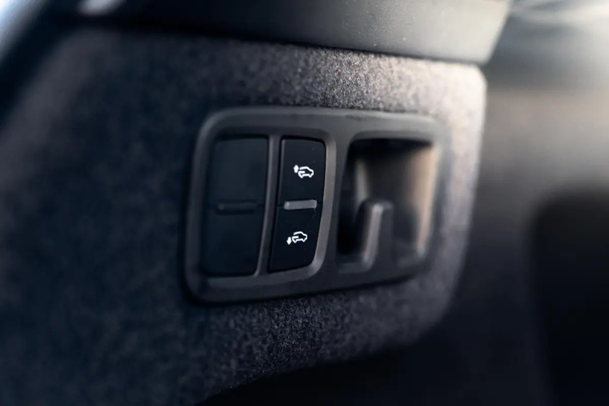 4.0 V8 Graphite Capsule | Novitec Esteso | Widebody | Carbon | B&O | HUD |