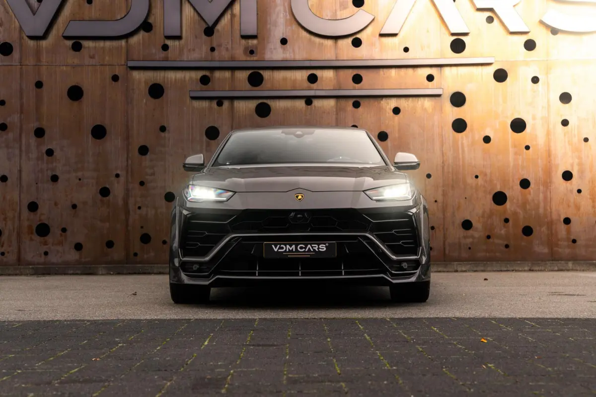 4.0 V8 Graphite Capsule | Novitec Esteso | Widebody | Carbon | B&O | HUD |