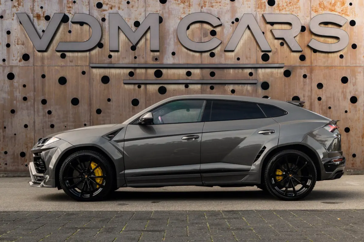 4.0 V8 Graphite Capsule | Novitec Esteso | Widebody | Carbon | B&O | HUD |