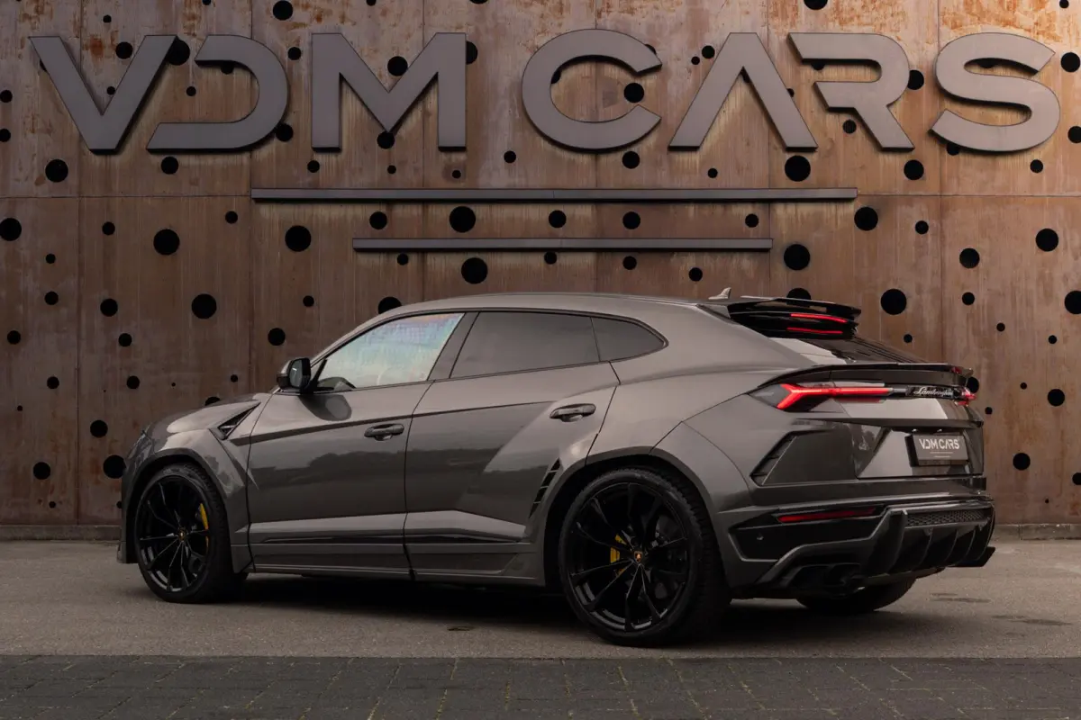 4.0 V8 Graphite Capsule | Novitec Esteso | Widebody | Carbon | B&O | HUD |