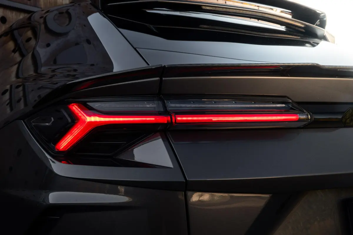 4.0 V8 Graphite Capsule | Novitec Esteso | Widebody | Carbon | B&O | HUD |
