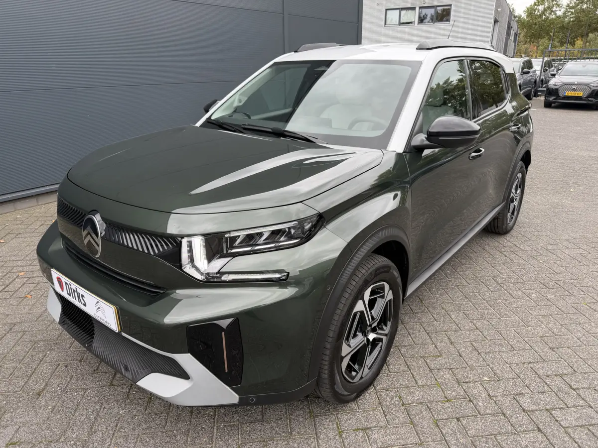 145pk Hybrid Max (Camera - Parkeersensoren V+A - LED - Navigatie - Automatische Airco - Dodehoek detectie - Apple Carplay)