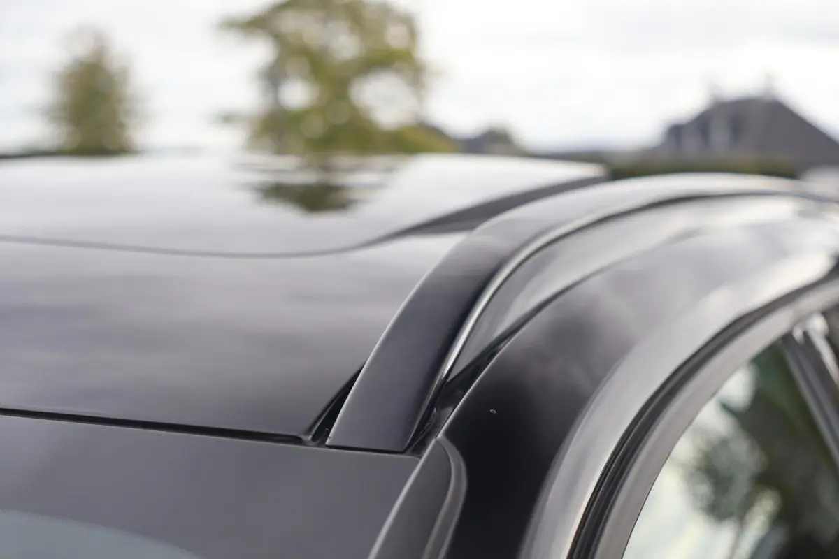 T4 R-Design | Stoelverwarming | Trekhaak | Panoramadak | H/K | 21 INCH | Glossy Black | Keyless
