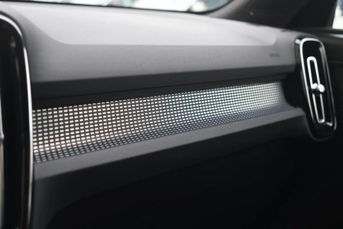 T4 R-Design | Stoelverwarming | Trekhaak | Panoramadak | H/K | 21 INCH | Glossy Black | Keyless