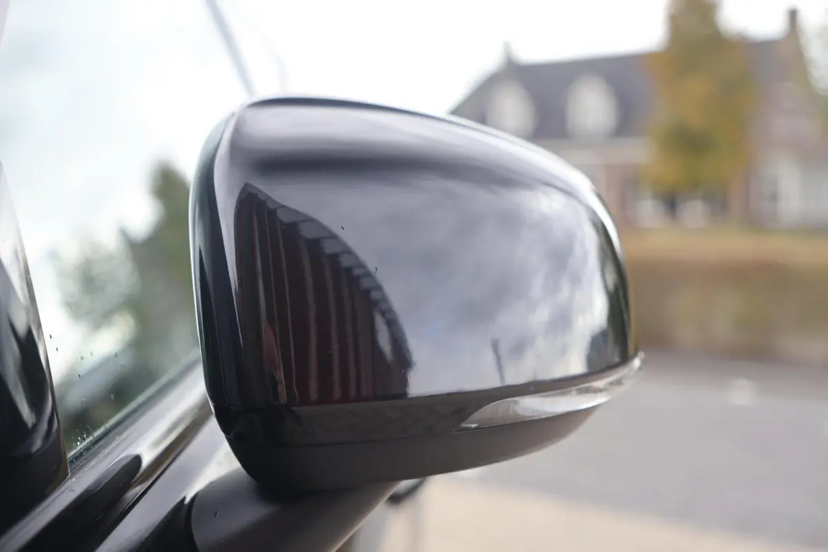 T4 R-Design | Stoelverwarming | Trekhaak | Panoramadak | H/K | 21 INCH | Glossy Black | Keyless