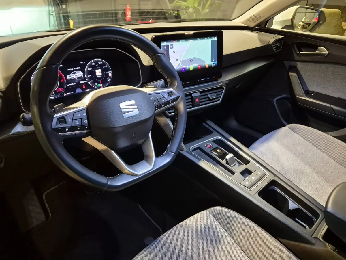 1.0 eTSI Style Business Intense - Navi - Adapt Cruise - Camera - LED - Incl BTW