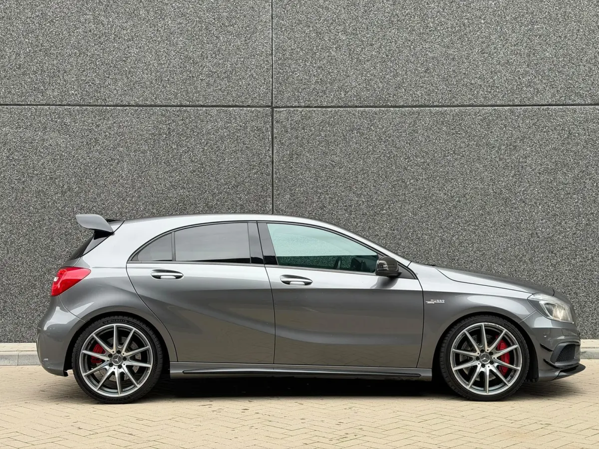 AMG 45 4MATIC Edition 1 (SCHAALSTOELEN, PANO, H&K, CAMERA, EERSTE LAK, DEALER ONDH, AEROPAKKET, ELEKT STOE)