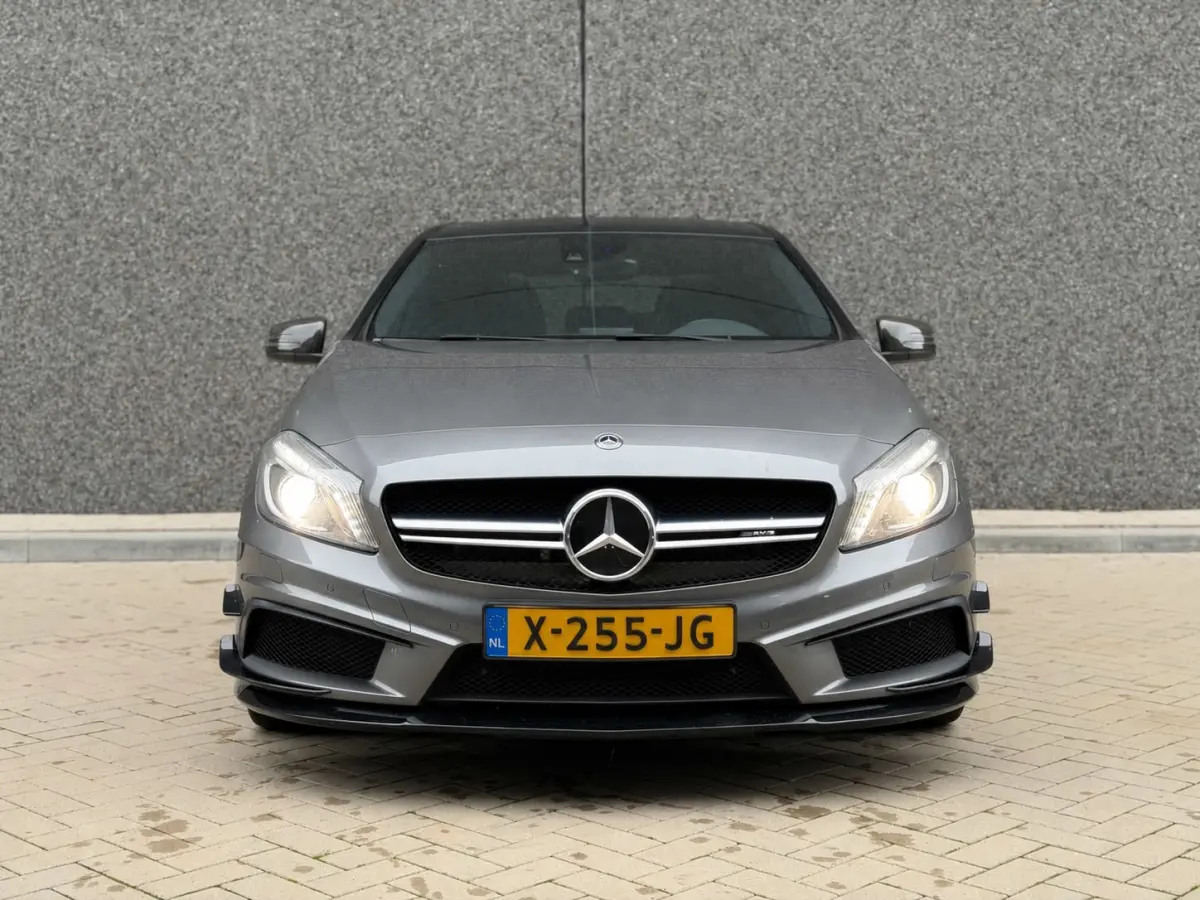 AMG 45 4MATIC Edition 1 (SCHAALSTOELEN, PANO, H&K, CAMERA, EERSTE LAK, DEALER ONDH, AEROPAKKET, ELEKT STOE)