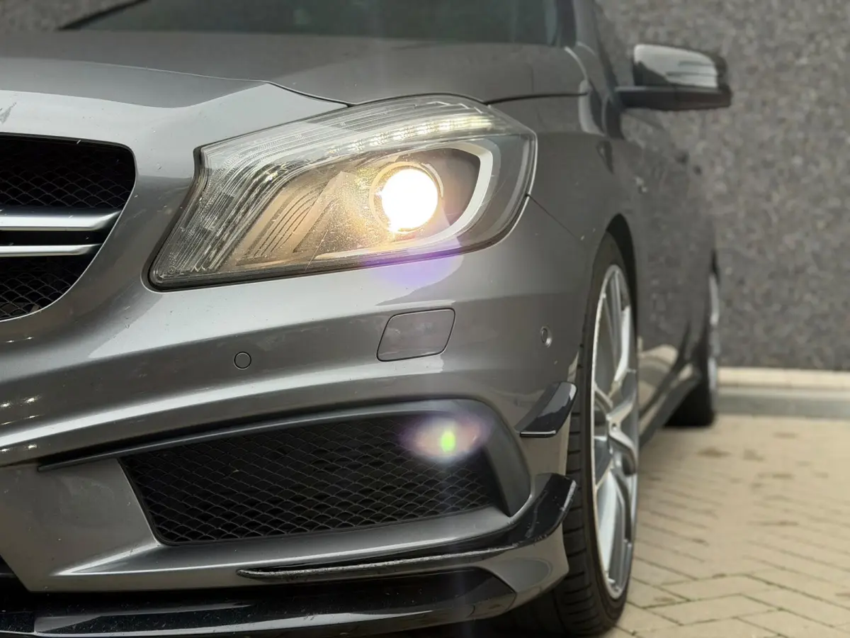 AMG 45 4MATIC Edition 1 (SCHAALSTOELEN, PANO, H&K, CAMERA, EERSTE LAK, DEALER ONDH, AEROPAKKET, ELEKT STOE)