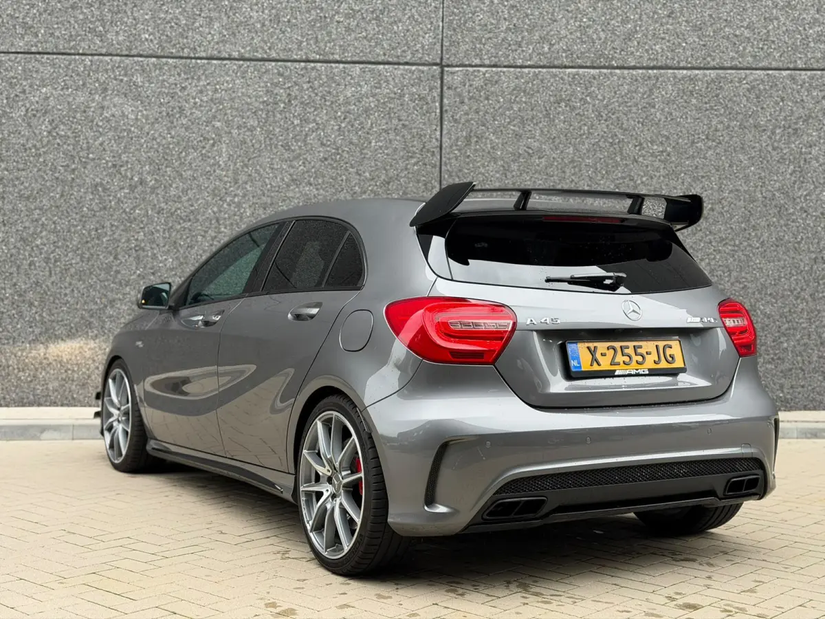 AMG 45 4MATIC Edition 1 (SCHAALSTOELEN, PANO, H&K, CAMERA, EERSTE LAK, DEALER ONDH, AEROPAKKET, ELEKT STOE)