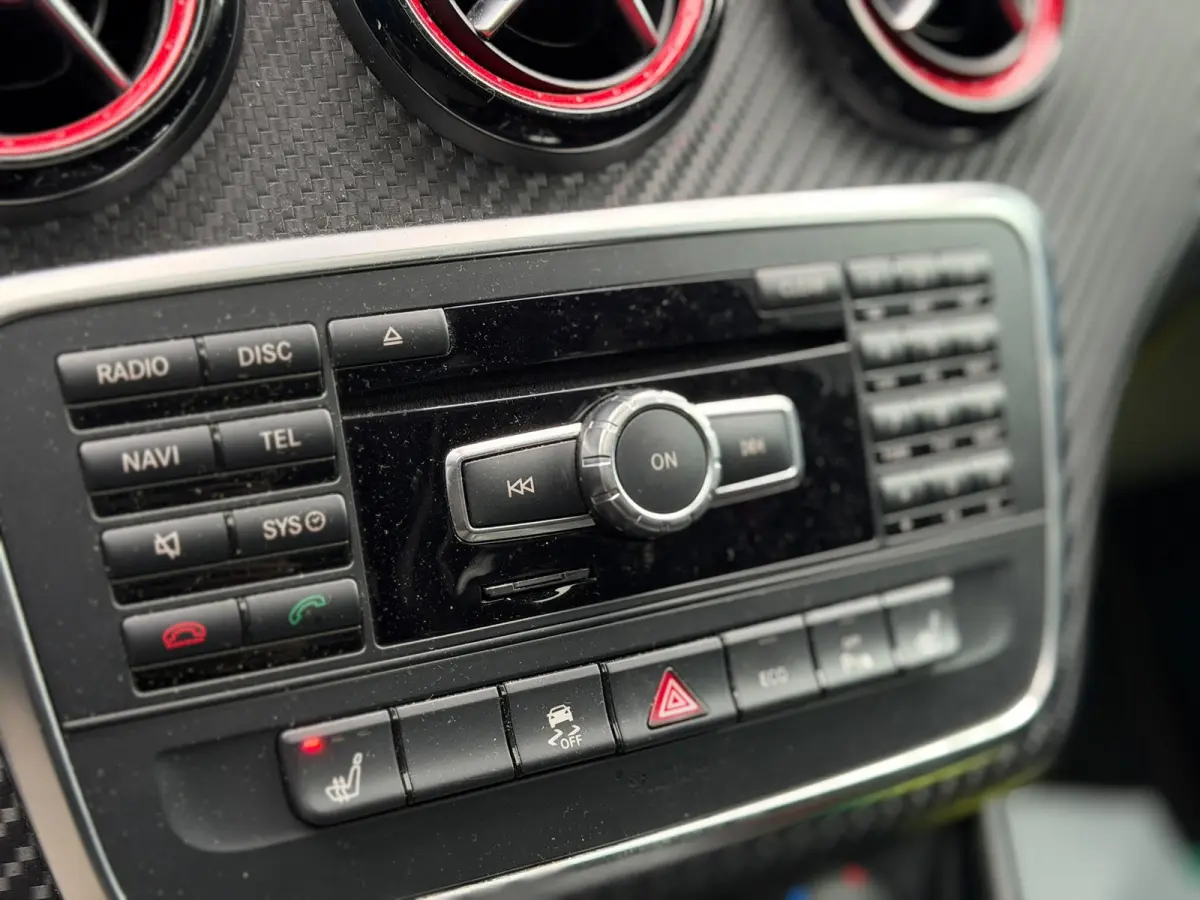 AMG 45 4MATIC Edition 1 (SCHAALSTOELEN, PANO, H&K, CAMERA, EERSTE LAK, DEALER ONDH, AEROPAKKET, ELEKT STOE)