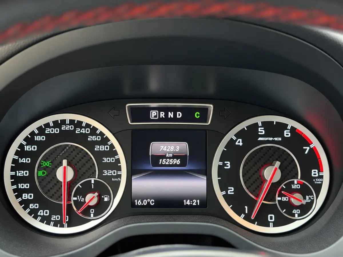 AMG 45 4MATIC Edition 1 (SCHAALSTOELEN, PANO, H&K, CAMERA, EERSTE LAK, DEALER ONDH, AEROPAKKET, ELEKT STOE)