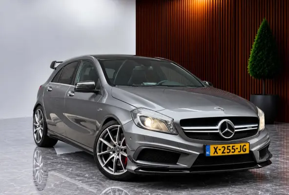 AMG 45 4MATIC Edition 1 (SCHAALSTOELEN, PANO, H&K, CAMERA, EERSTE LAK, DEALER ONDH, AEROPAKKET, ELEKT STOE)