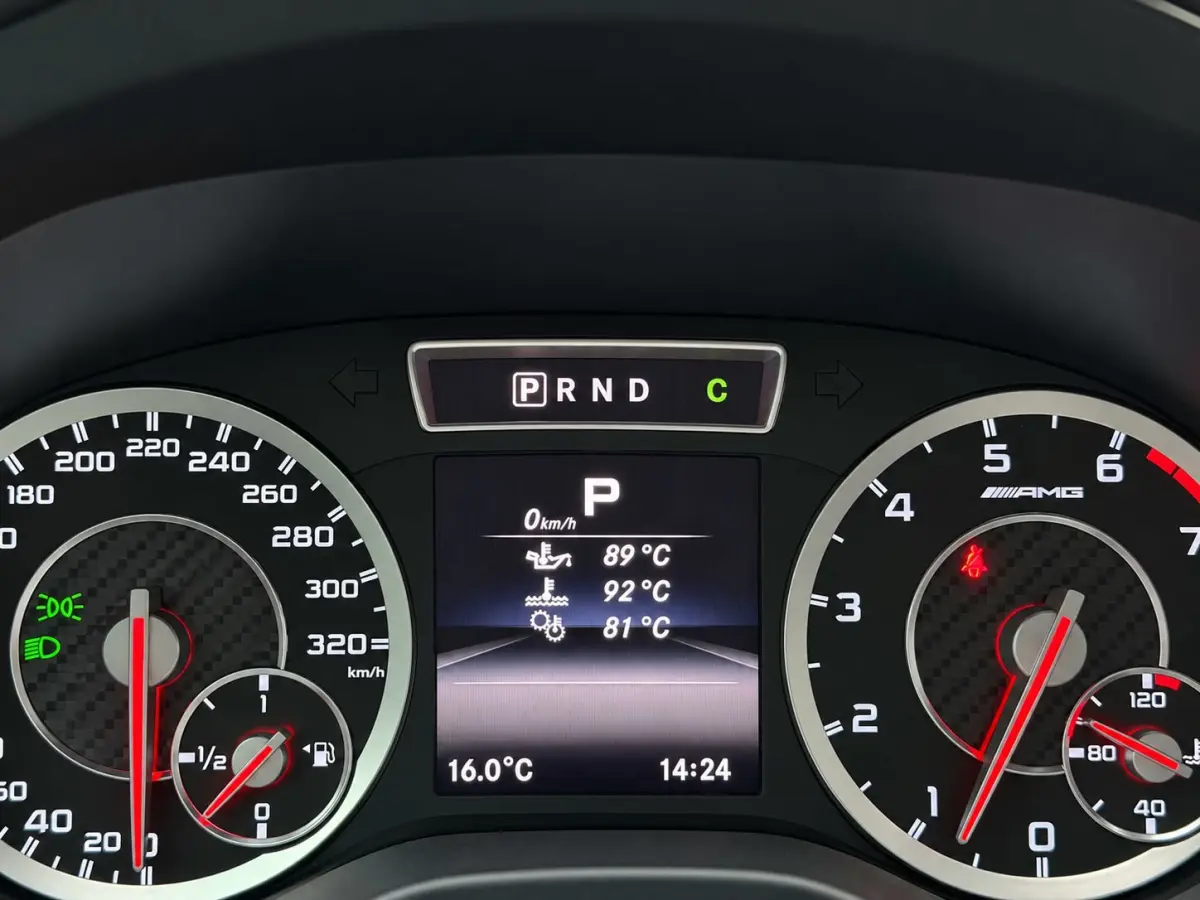 AMG 45 4MATIC Edition 1 (SCHAALSTOELEN, PANO, H&K, CAMERA, EERSTE LAK, DEALER ONDH, AEROPAKKET, ELEKT STOE)