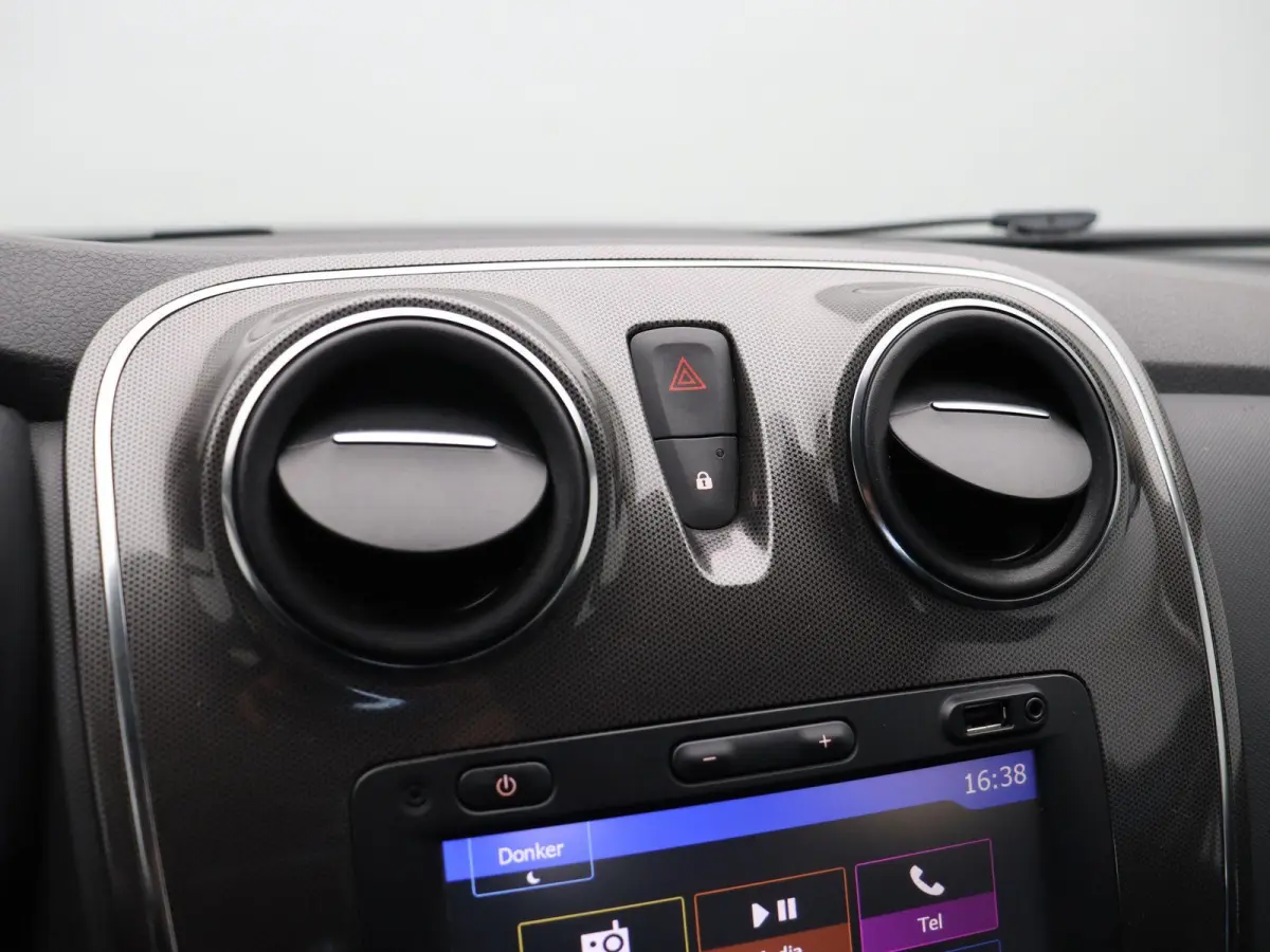 0.9 TCe Laureate | Trekhaak | Cruise Control | Navigatie | Airco |