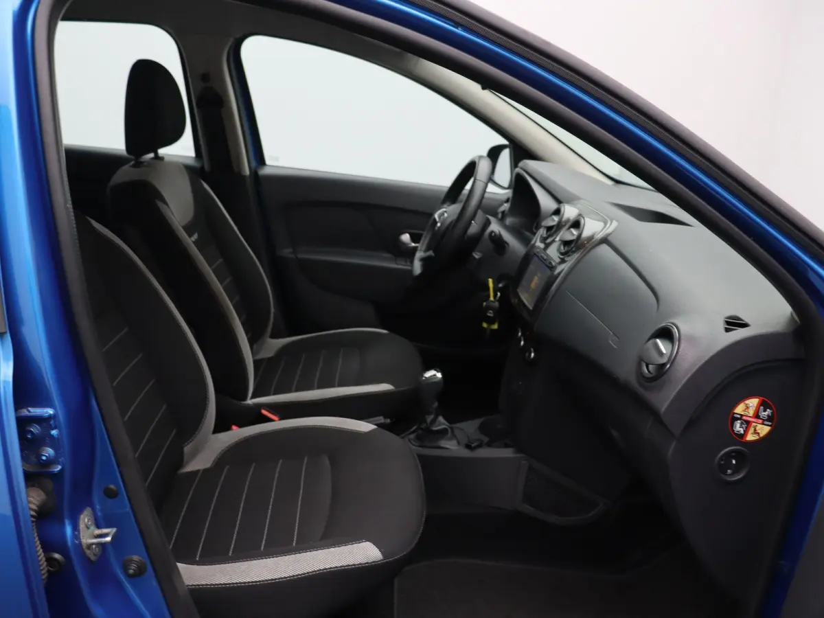 0.9 TCe Laureate | Trekhaak | Cruise Control | Navigatie | Airco |