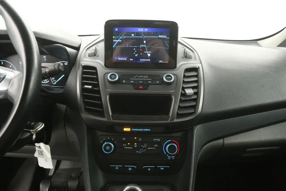 L2 | Airco | Cruise | Camera | Carplay | Trekhaak | Navi | Parkeersens.