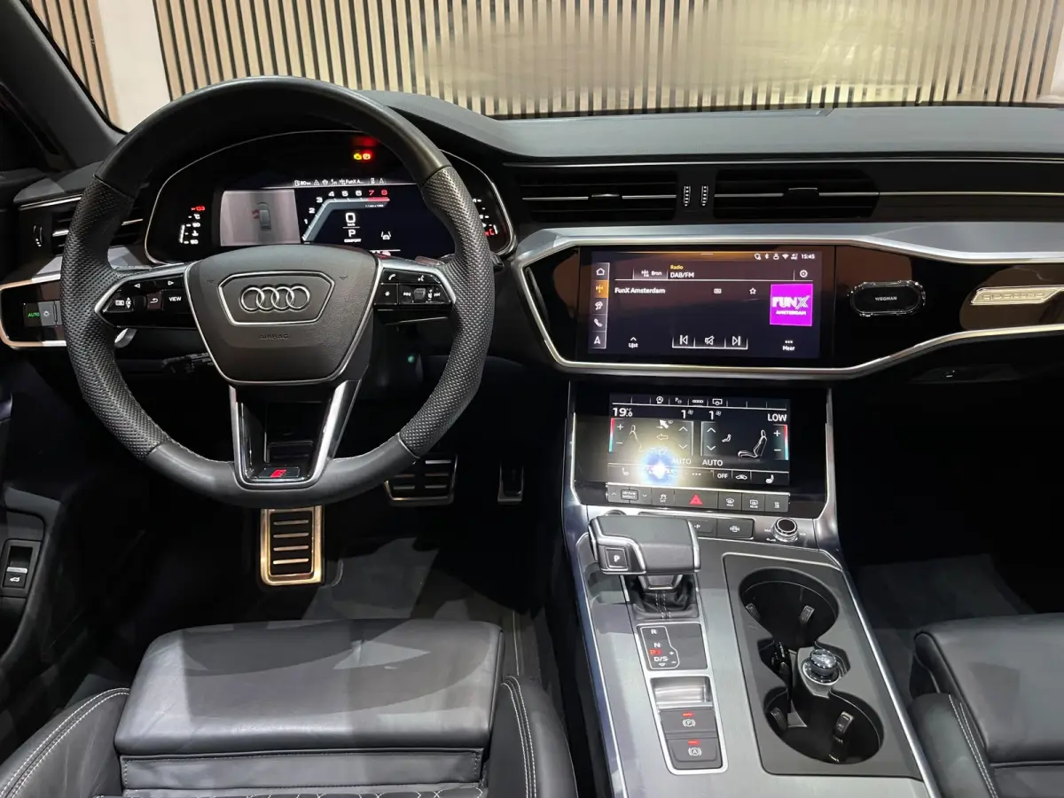 55 TFSI quattro S edition Competition Pano//RS-Seat//Led-Matrix//360Camera//NIGHT Vison