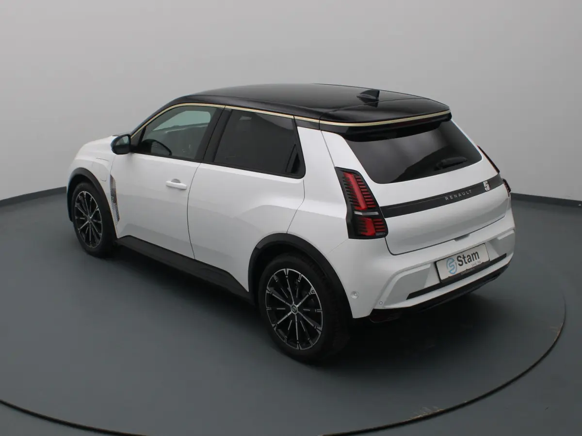 comfort range iconic cinq 52 kWh Harman Kardon | Stoel-/stuurverw.