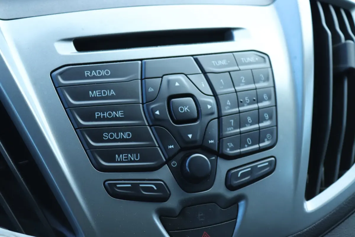 350 2.0 TDCI L4H1 Ambiente