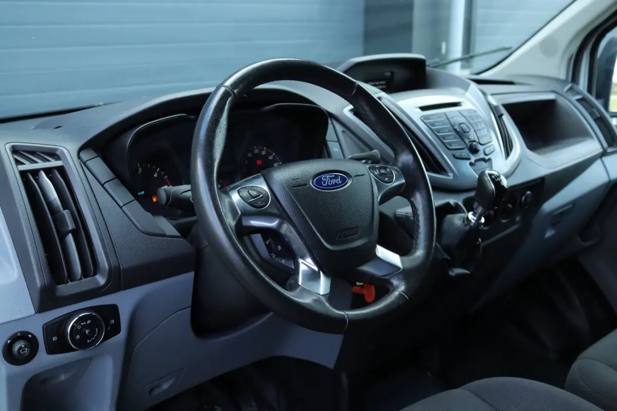 350 2.0 TDCI L4H1 Ambiente