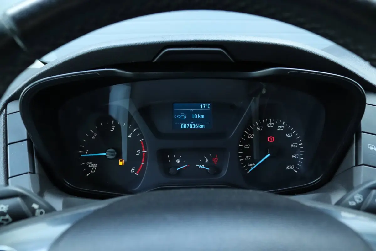 350 2.0 TDCI L4H1 Ambiente