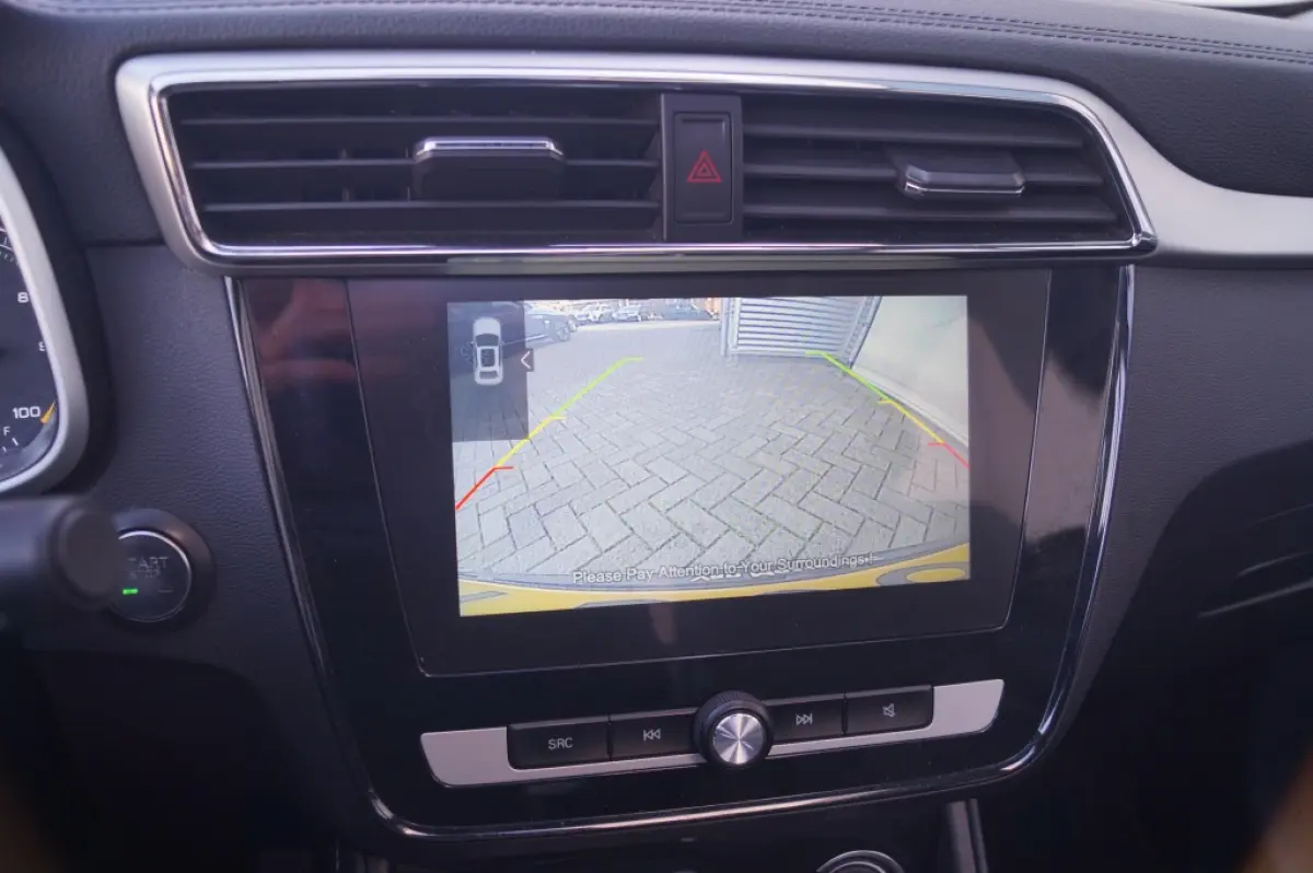 Luxury 45 kWh -SOH89%-PANO-LEER-NAVI-