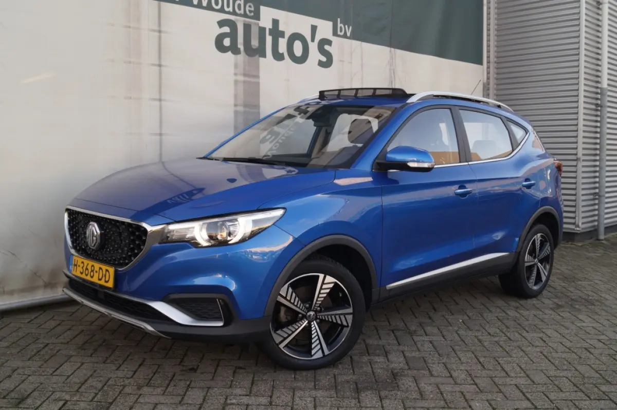 Luxury 45 kWh -SOH89%-PANO-LEER-NAVI-