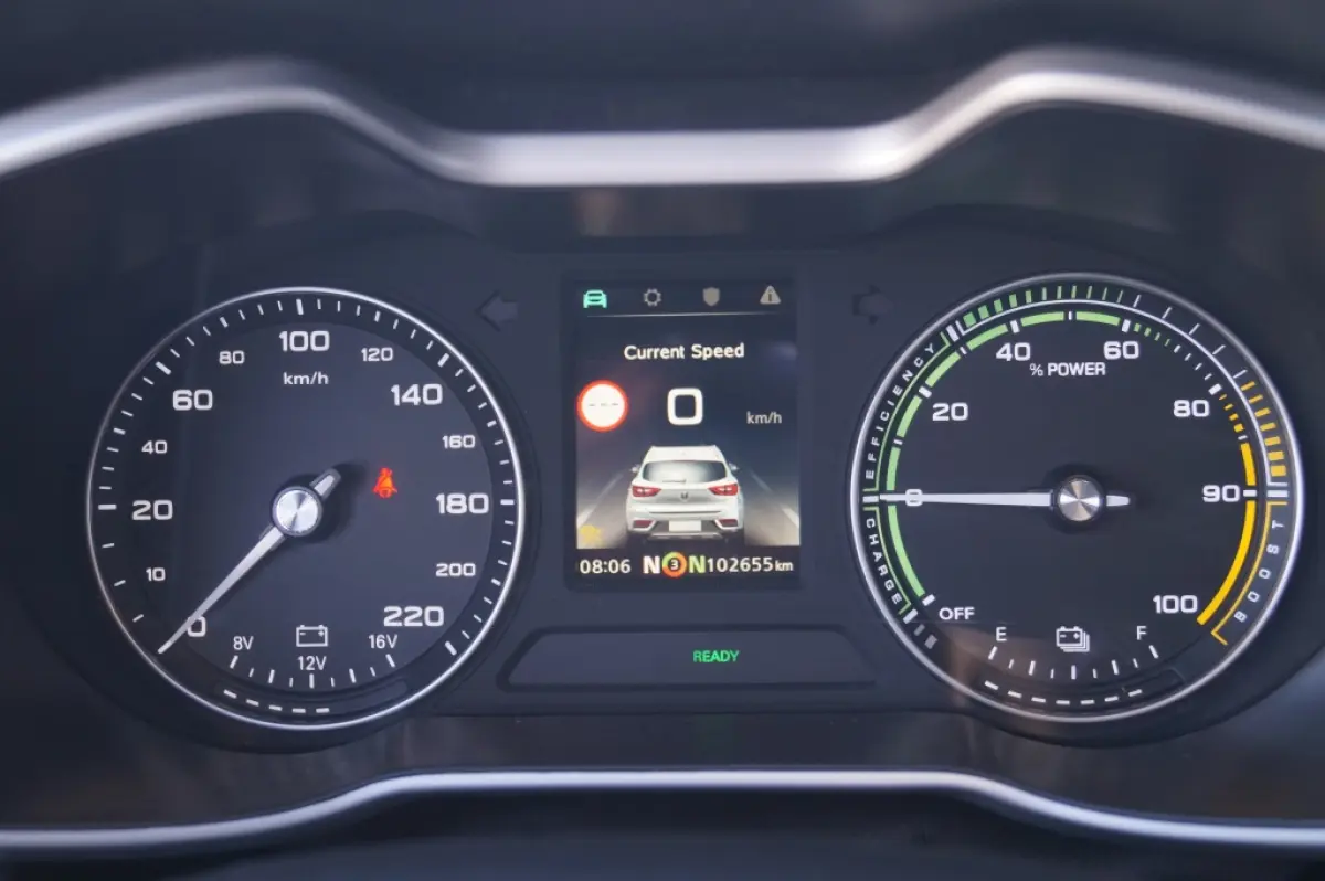 Luxury 45 kWh -SOH89%-PANO-LEER-NAVI-